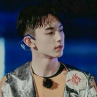 你不要再回头了,我怕我忍不住奋不顾身又跑... 既然不喜欢我，那就不