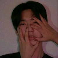 2、刚才好奇的问妹妹