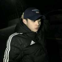 “那时候爱着你的我卑微又骄傲” 我从来不投降，尽管摔
