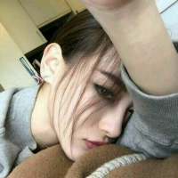 每天一更 女头奉上 你喜欢看着电脑发呆，