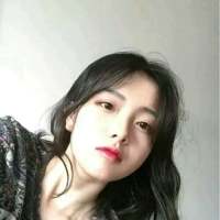海底月捞不起 心上人不可及. 如果记忆不说话，流年