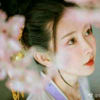 好久不见 今晚来我梦里吧 有点想你了 ?... 我只用一眼的时间去沦