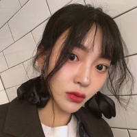 《神的双手·女图》 活得累是因为心里装了