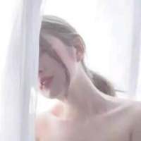 谁貌似花美艳？是谁努