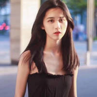 你要储蓄你的可爱 眷顾你的善良 变得勇敢... 缘分是本书，翻的不经