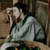 从此 清风岁月与你无干 我自己做行人渡船... 心高气傲懒得温柔 男
