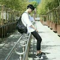 喜与世人唱反调 老是跟你说一些连我自