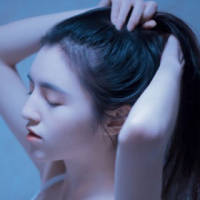 生活 没我想的那么好 也没有那么糟糕 不要去怀念，做一个不