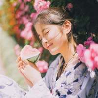 “除了两情相悦，其余的喜欢都很心酸。” 我爱你藏在心里变成秘