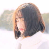 笙 ： 爱意在夜里翻墙 想不负此生真的很难。