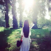 我把青春耗在暗恋里却