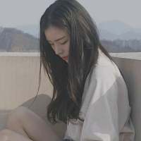 白梓轩 脾气很坏，打游戏很菜