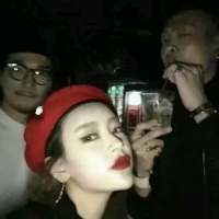 有人一开始很热情对你好 你很快感动了 可他... 什么让你难过，感情还