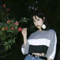抱 等爱的人饥肠辘辘 不