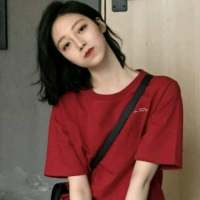浓妆艳抹的她其实没几