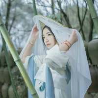 古风系女，桃花运 你是一个人孤独，还是
