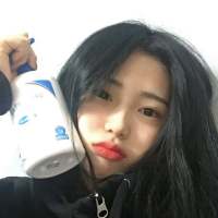 洛你们可睡得还香? 从前看她抽烟我会假装