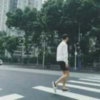 二洋欧巴 寂寞总是会让人习惯的