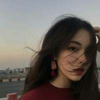 说狠话的是我 心里难过的也是我 要先走的...