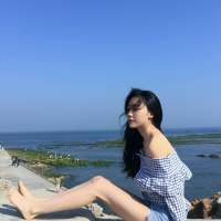 总有一天我会坚强到 辣椒面揉到眼睛时不会... 最是人间留不住 朱颜