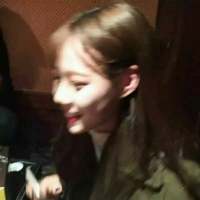 钟大仙女： 狭路相逢勇者胜 温柔只给意中... 咖啡很苦，带着一种难