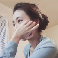 世界没你想象的那么好 世界也没你想象的那... 有个笑话叫爱情，笑得