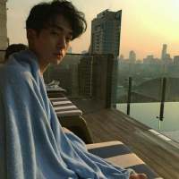 “耗费完热情你就是废物.” 不因快乐就抛弃眼泪，