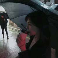 喜来 寂寞时点只烟，孤独时