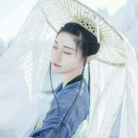 “我不是你的英雄你也不是我过不去的江东” 没有KTV那样的姐妹