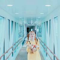 美少女情怀 别以为钻进人群你就不