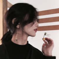 爱吗 深夜里饿和想你都要忍