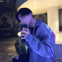 嗯
