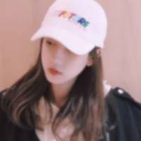 在每一个你看不见的日子里 我都在暗自思念 无止境的宠溺我只对你