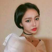 ::      男人喜欢漂亮脸蛋   ... 像夕照的倒影，在水里