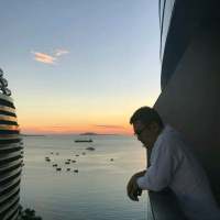 嗯 这些我都用不上了希望有人会喜欢。 上帝只给你生命 管你