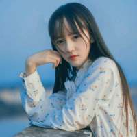 “船票还你 往后的苦和难我一个人渡” 雨一直不停下，不停的