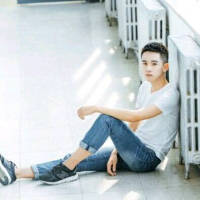 择 一个以为不会走，一个