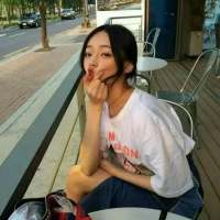 “我想待在你的身边不离不弃。” 雪水似温暖的心，渗入