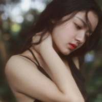“做一个让别人想到就很美好的女孩子.” 我不知道该说什么，我