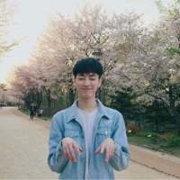 心里即使比谁难受也是