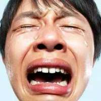 别撑了来我怀里哭吧。