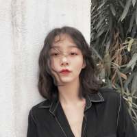 你走的太快了 我本来想要抱抱你的 眼泪是撕心裂肺后从身