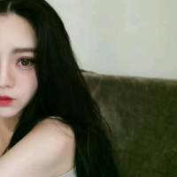 谁还记得第一个让自己喜欢到疯掉的人 如果让你在LOL和我