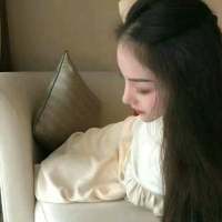-“我什么都没有 连明天都很难说” ??... 其实我很容易满足但你