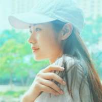 想有一天挽着你的手 去敬各位来宾的酒 恋爱本来就是一件开心