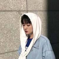 ∥ 小七   我希望你永远明朗坦荡 ... 你之所以觉得时间一年