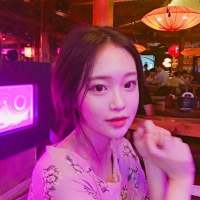 女神刘真英. 過去的人和事，可以不
