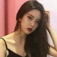 沉默是一个女孩子最大的哭声 笑有时候并不是最好的
