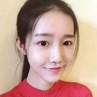 感情不必拿来慷慨 深情何须用来显摆 我从不奢望从你那里得