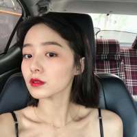 … 我们忍着爱情给的痛，